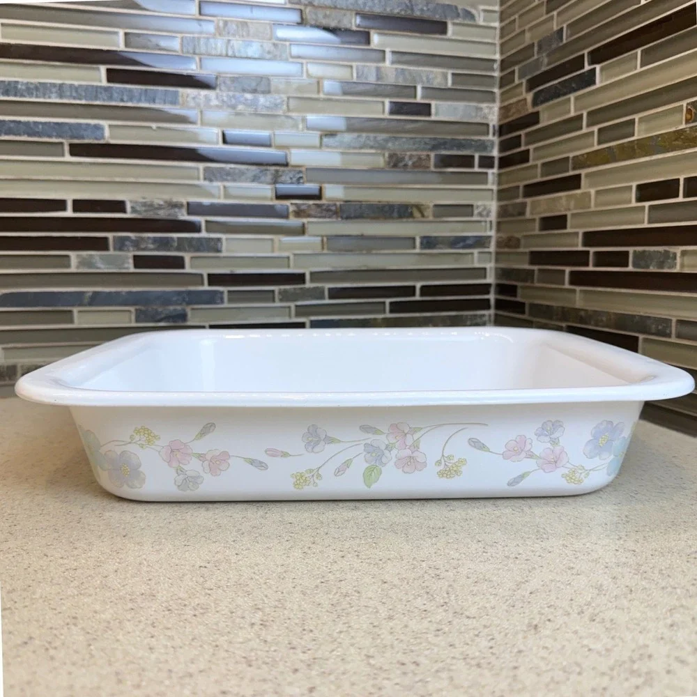 Vintage Corning Ware A-21 Pastel Bouquet Lasagna Roaster 12x10 w/ Wicker Basket